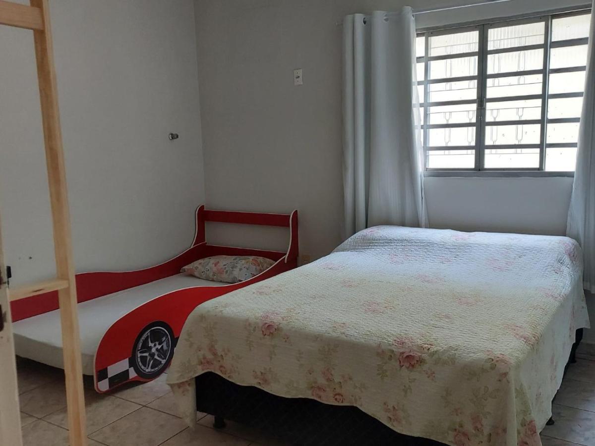 Ap 5 Amigos 800 Mt Da Rua Do Lazer Lejlighed Pirenópolis Eksteriør billede